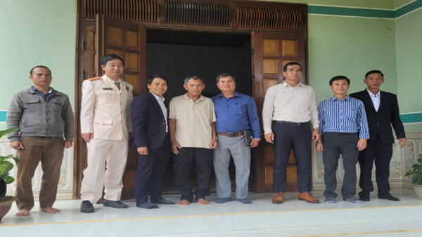 LÃNH ĐẠO TỈNH QUẢNG NGÃI VÀ XÃ DỤC NÔNG THĂM, TẶNG QUÀ NGƯỜI CÓ CÔNG NHÂN KỶ NIỆM 78 NĂM NGÀY THƯƠNG BINH - LIỆT SĨ (27/7)
